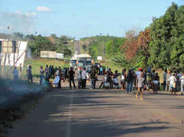 Blocco della BR222, la strada che collega Acailandia a Sao Luis